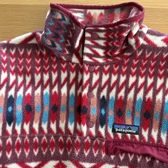 Patagonia Red Multi Patterned Fleece Quarter-Zip - Picture 4 of 7